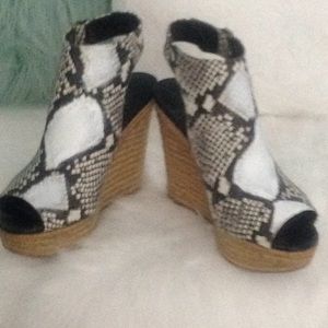 Marc Fisher Shoes - Snake skin wedge side closure 4" heel Marc Fisher Shoes - Snake skin wedge side closure 4" heel